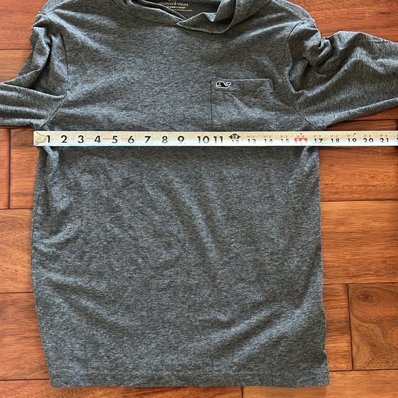 Vineyard Vines Edgartown T Shirt Hoodie Boys Large Gray Striped Performance - Picture 6 of 8